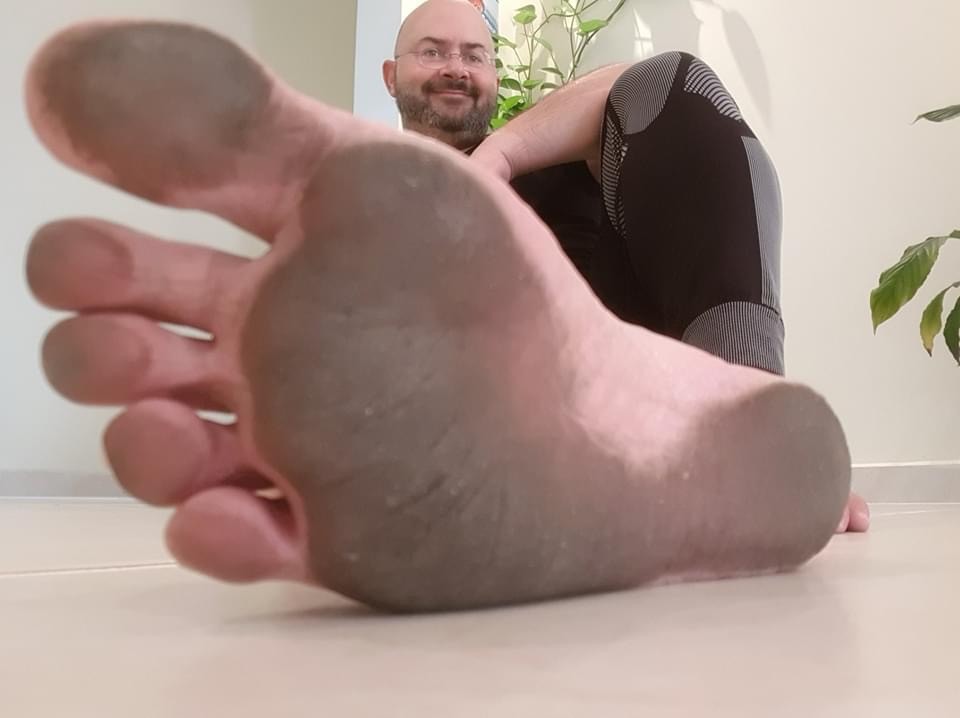 Mark Davies showing off his bare sole